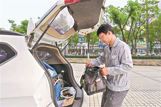 目前是镇江, 许俊杰说