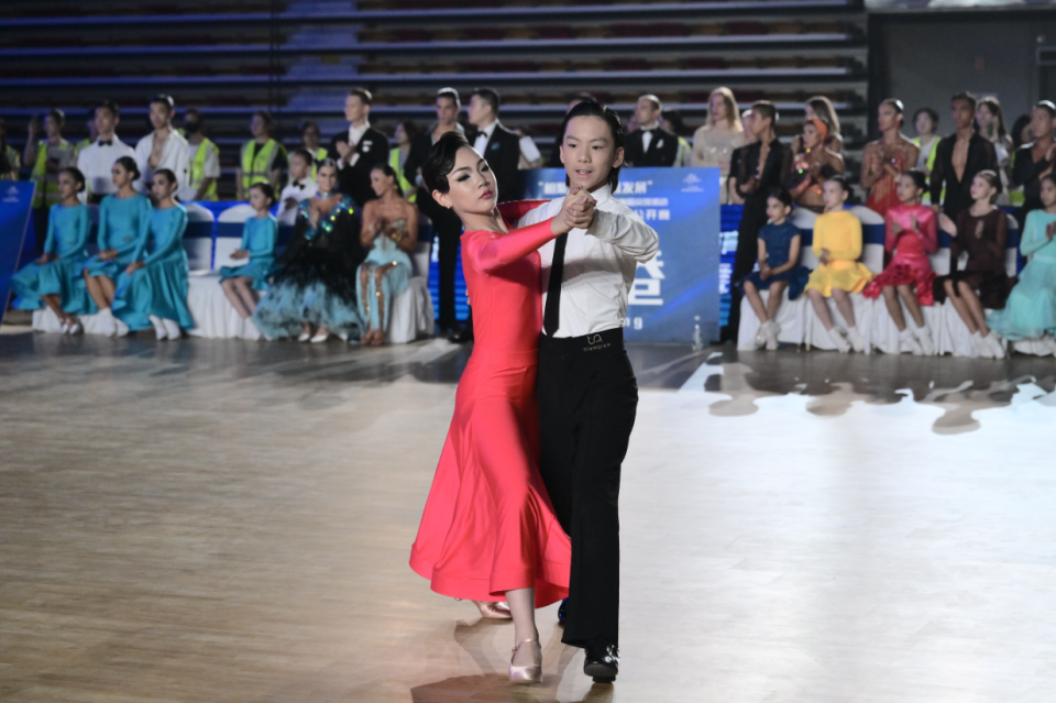 在上海静安, wmCwI, 上海市体育